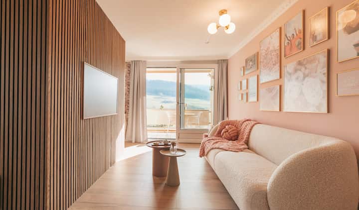 Themed apartment: In the heart of the rose