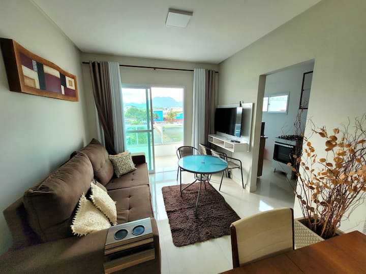 Apartamento Na Praia Do Morro, Prédio Com Elevador - Guarapari