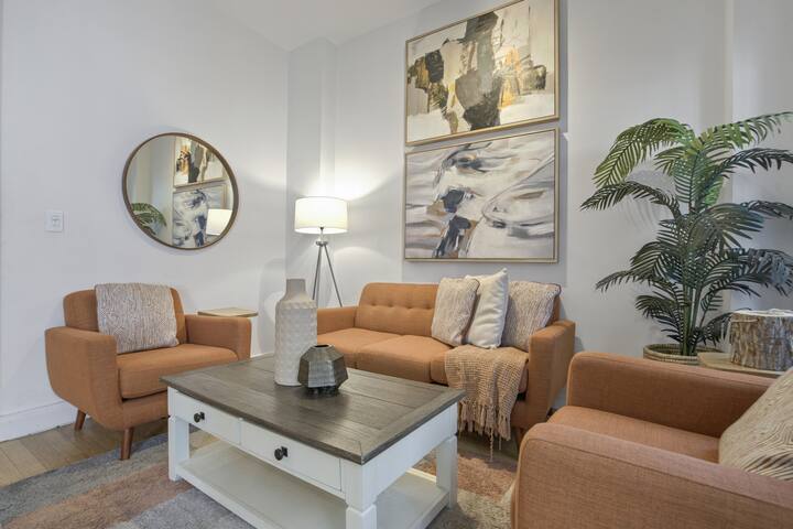 Park Ave Prime Location + Rooftop gallery image 5