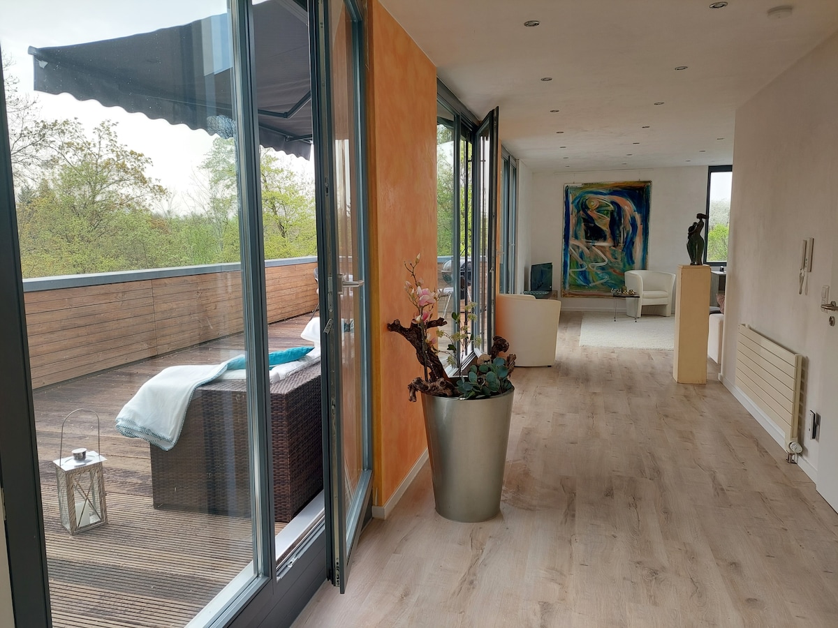 Proprietà Airbnb di successo: Great penthouse right next to the park on 82 square meters. a Heilbronn
