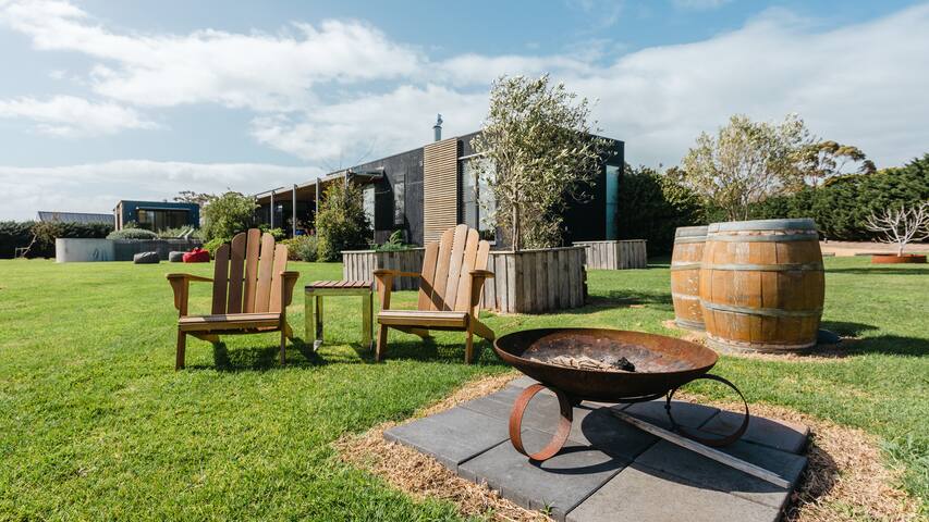 Rural views pool tennis & beach gallery image 5