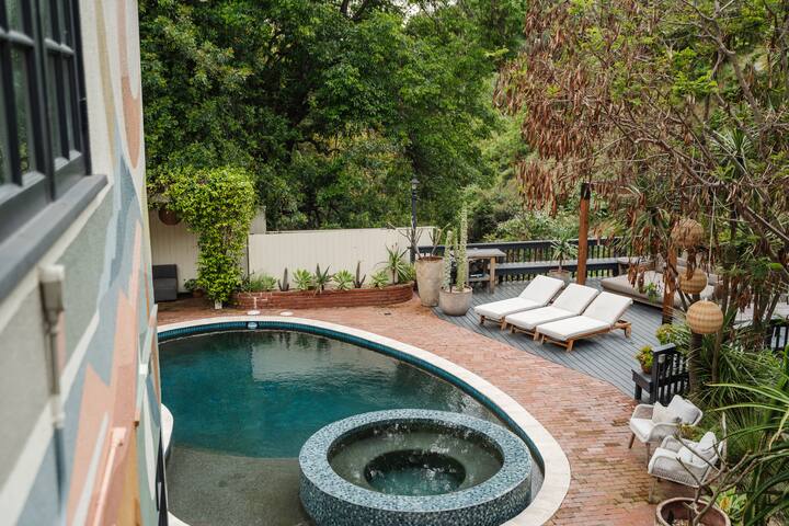 Your home in the Hollywood Hills gallery image 3