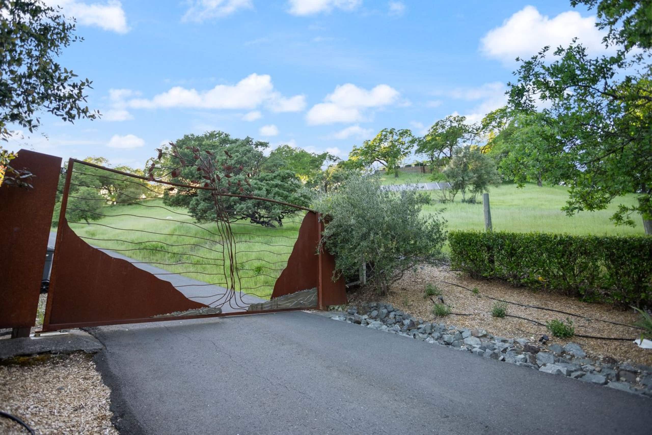 Oakden Private Hilltop Home with Pool & Bay Views - Photo 60