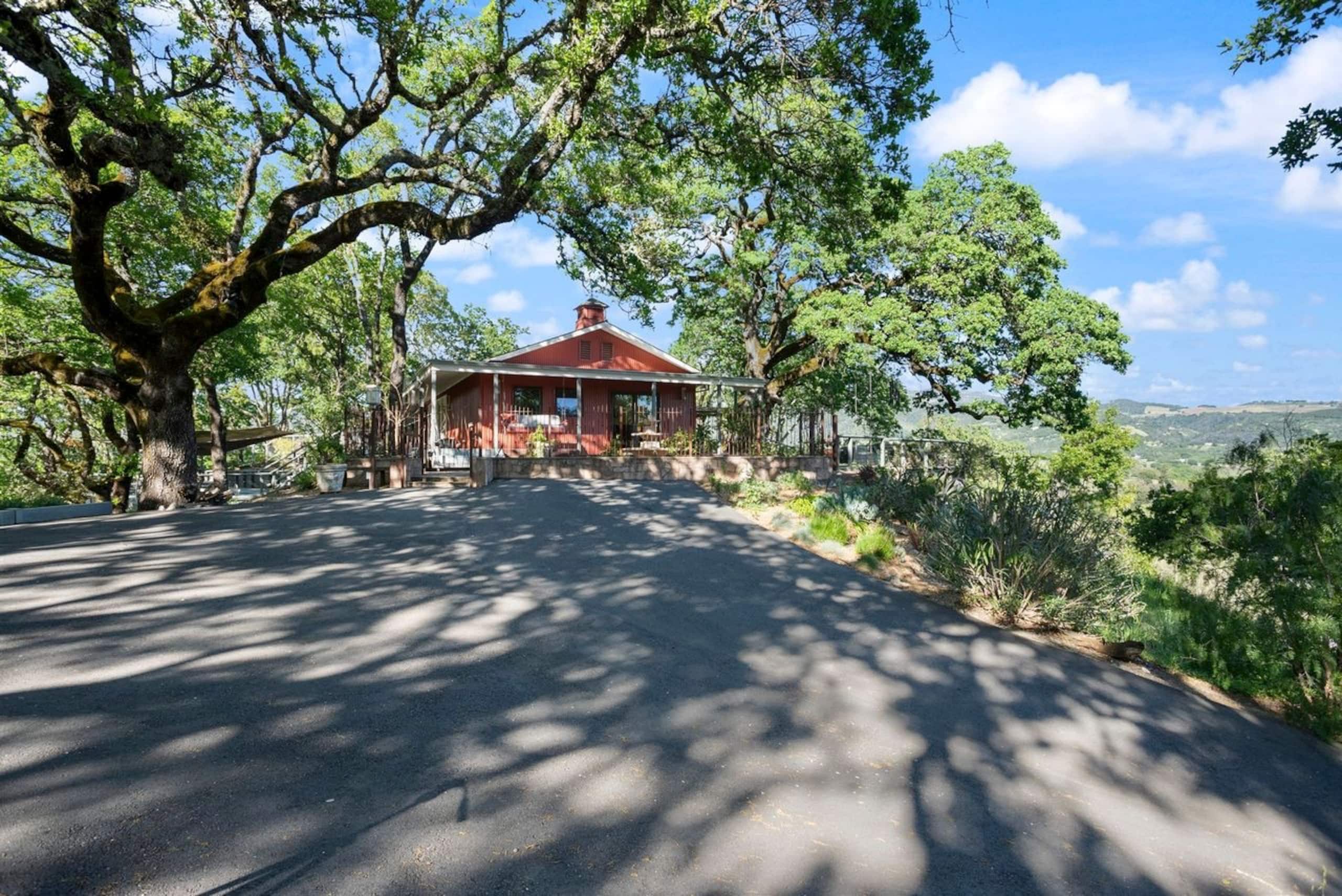 Oakden Private Hilltop Home with Pool & Bay Views - Photo 62