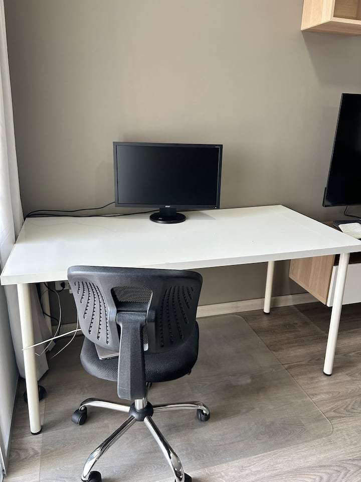 Workspace evidence from Cosy Studio BTS On Nut 32 sqm