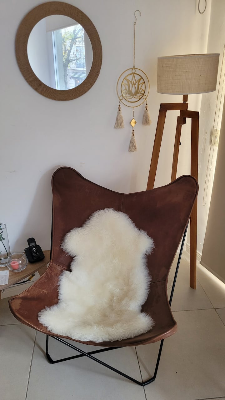 Квартира-студия в Almagro с балконом