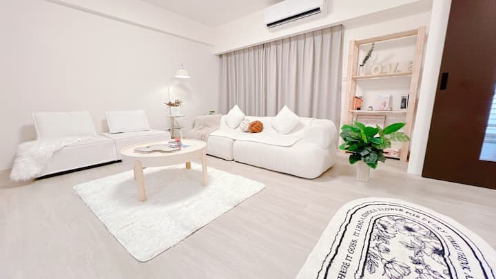 韓系奶油風格 Stay For 8ppl #近通化街夜市 - Keelung City