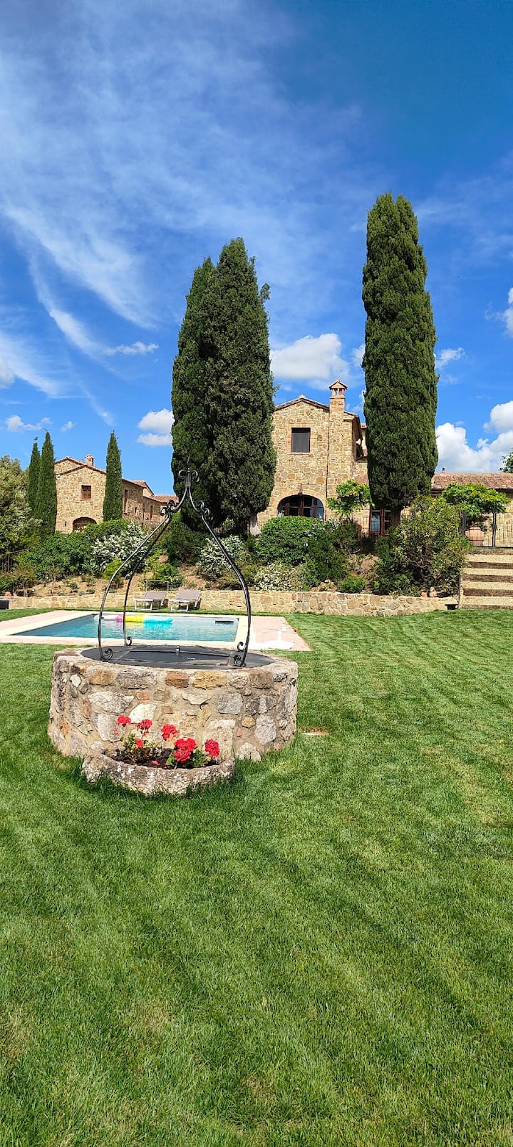 Evasion Absolue : Vue Panoramique, Piscine Privée - Toscane