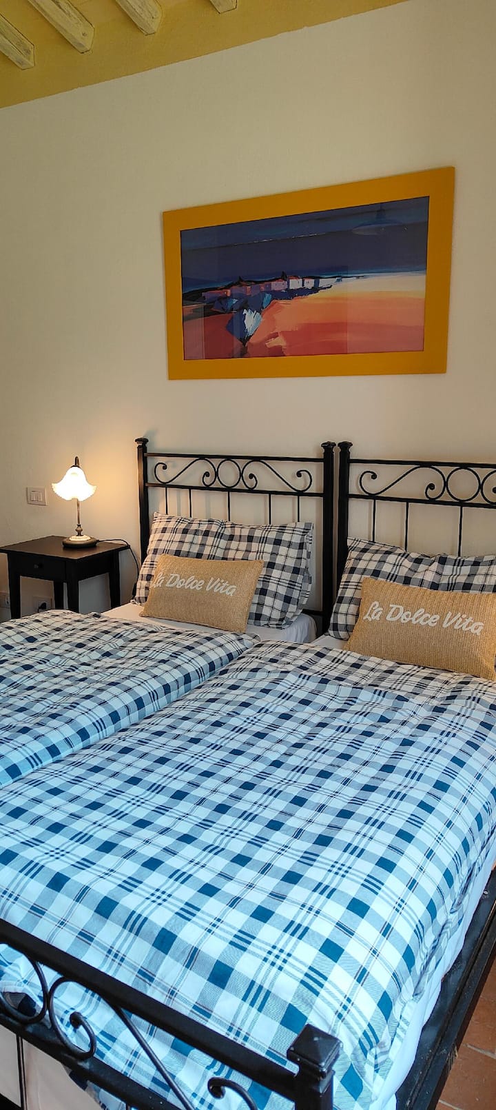 غرفة النوم 2