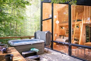 Stay near Red River Gorge