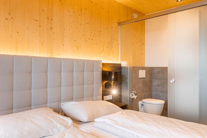 საძინებელი 4