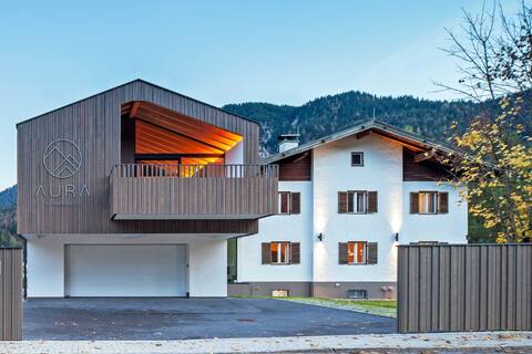 AuraKarwendel private retreat for seminars & parties
