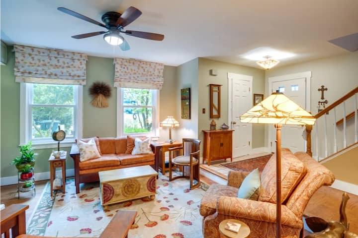 Quiet Charlottesville Townhouse 5 Mins From Uva - Charlottesville, VA