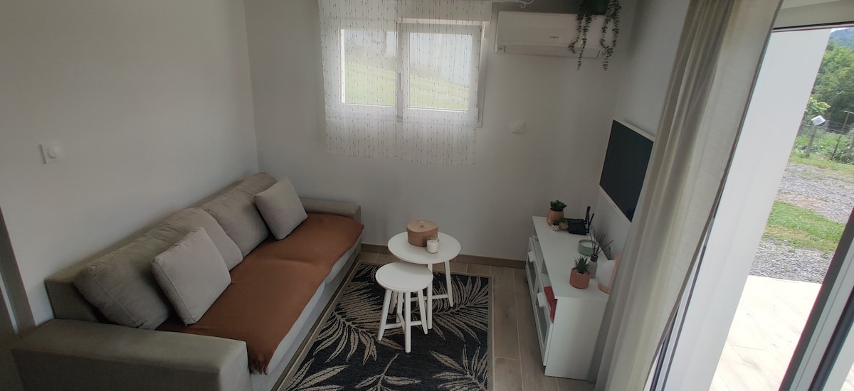 Successful Airbnb property: New T3 near mountain and beach in Urrugne