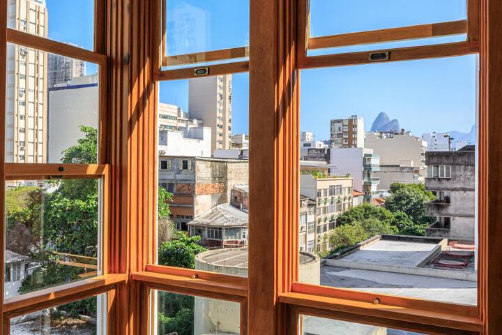 Brand New Design in heart of Ipanema gallery image 4