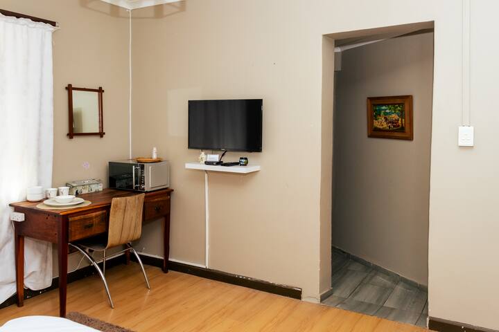 Entire Holiday Home (Ideal for Groups) gallery image 4