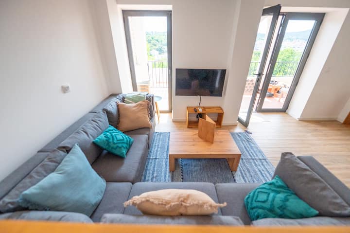 Ground Floor Apartment - River View Terrace & Bbq - Sertã