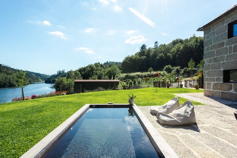 Farm Over the River with Pool - Casa Pato Real