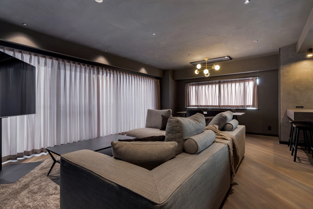 LUX spacious kitchen w/ Wi-Fi】3beds | Okamoto 201 - Airbnb