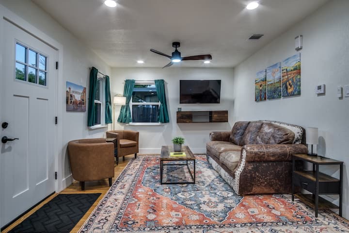 Cozy Cowtown Casa Near Will Rodgers And Dickies - Fort Worth, TX
