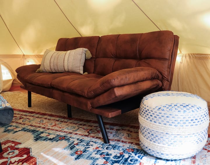 Single fold out couch