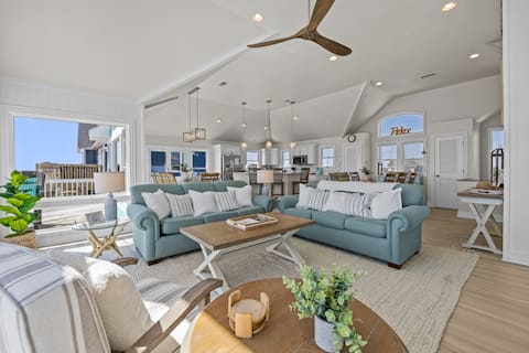 Successful Airbnb property: Blue Moon | Beach, Pool, Spa, Theater, Elevator! in Waves