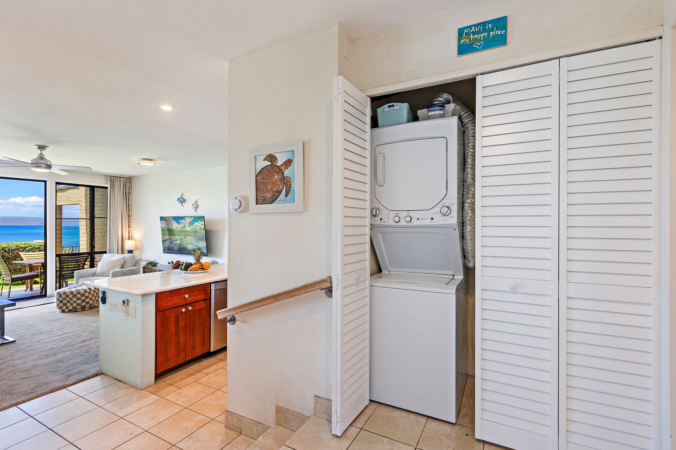 Townhouse in Lahaina · ★4.94 · 1 bedroom · 2 beds · 1 bath - Image 16