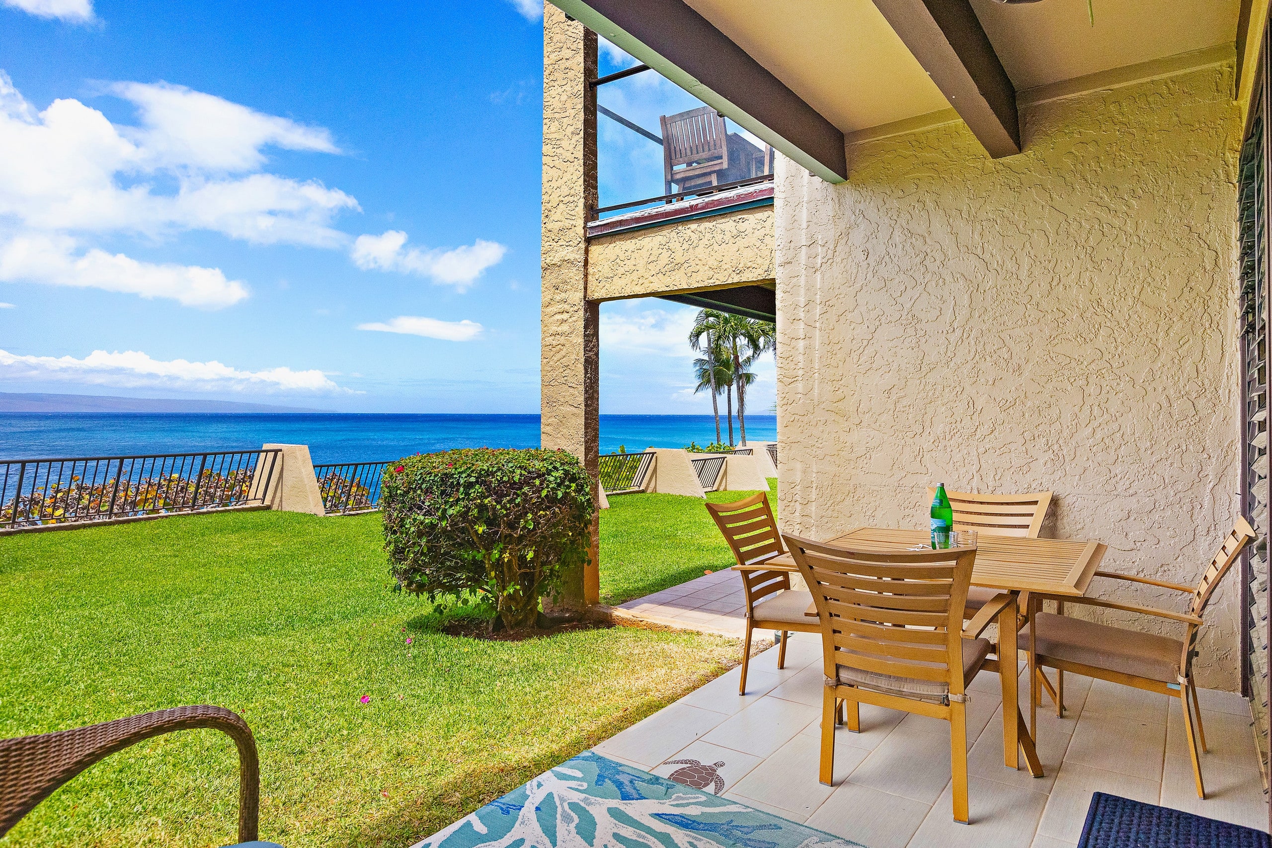 Townhouse in Lahaina · ★4.94 · 1 bedroom · 2 beds · 1 bath - Image 27