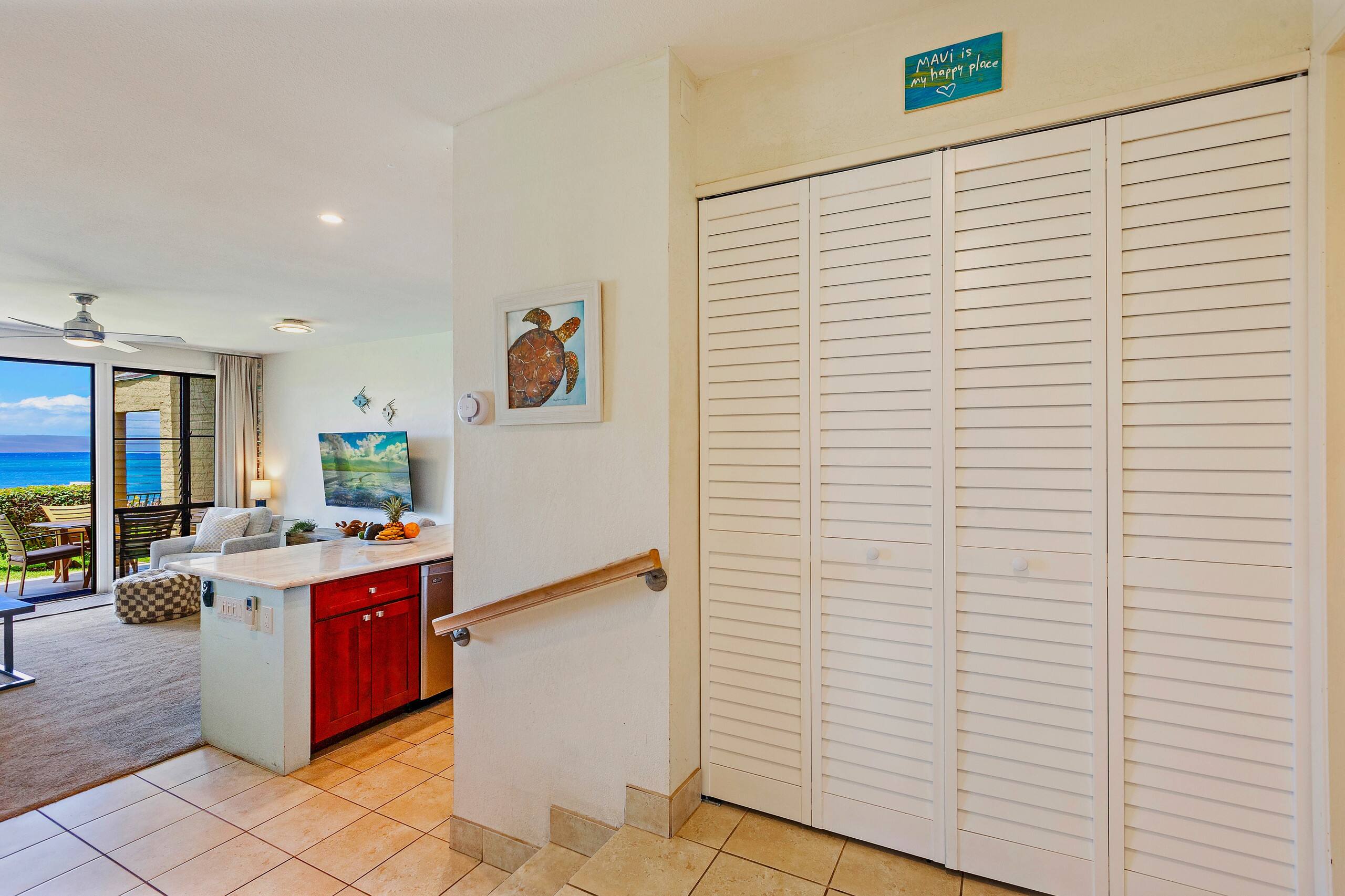 Townhouse in Lahaina · ★4.94 · 1 bedroom · 2 beds · 1 bath - Image 15