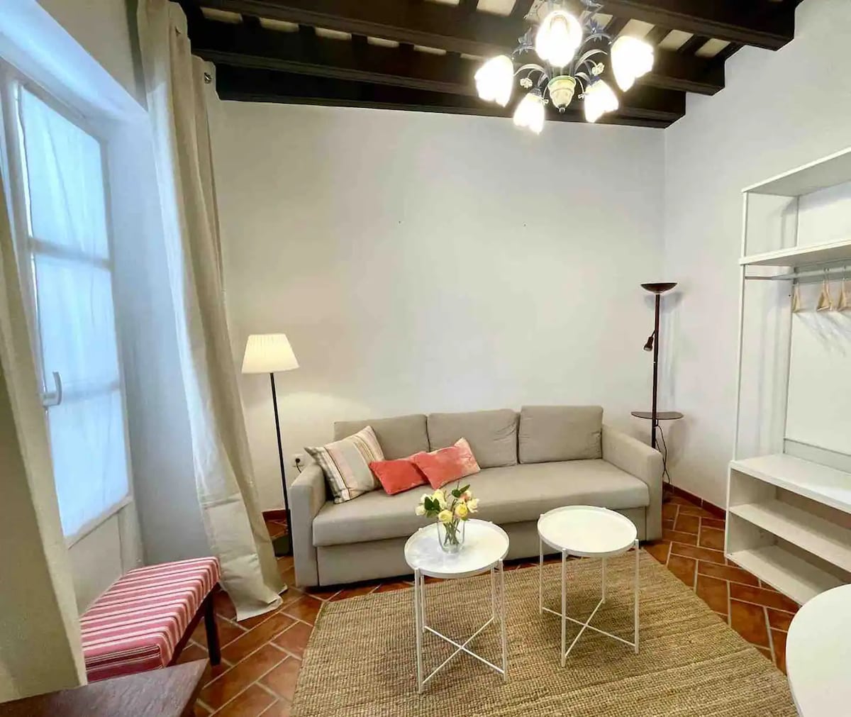 Apartamento Kati 2 - Dhomë ndenjjeje me divan krevat