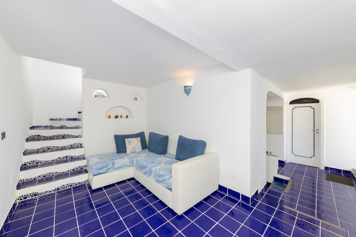 Successful Airbnb property: Capri Blue in Capri