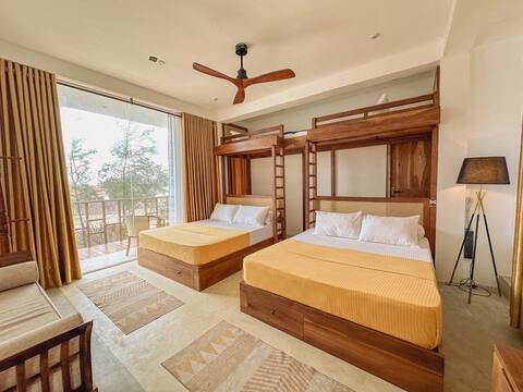spacious family room with sea view at Stay Golden