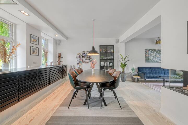 Centralt luksus byhus med have gallery image 2