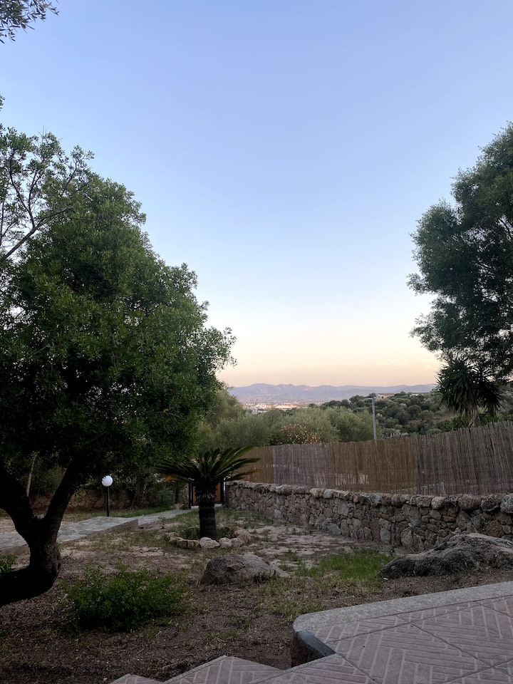 La Casita Di Tito Villa Romantica Con Giardino - Golfo Aranci