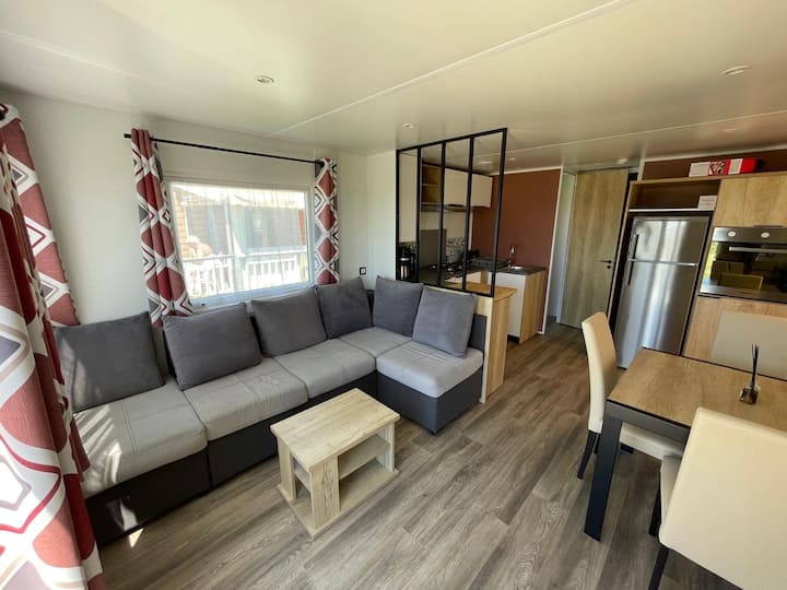 Maison Camping Avec Vue Sur Lac - Montpellier