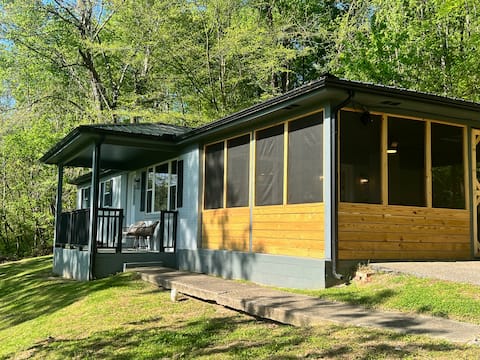 Good Vibes Only: Red River Gorge! Large Game Room!