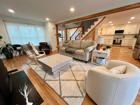 Modern Single-Fam Near Harvard