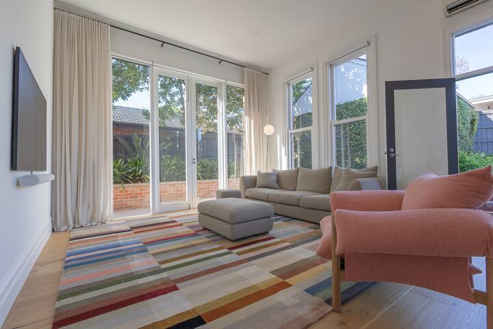 Victorian Charm in Hawthorn East gallery image 3