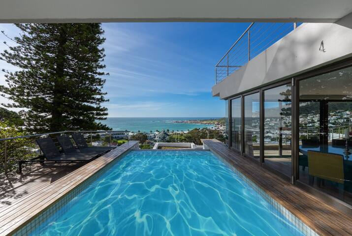 4 Bed Camps Bay Magnificent 180deg Views gallery image 4