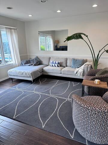 Best LA/Hollywood Location 3/2