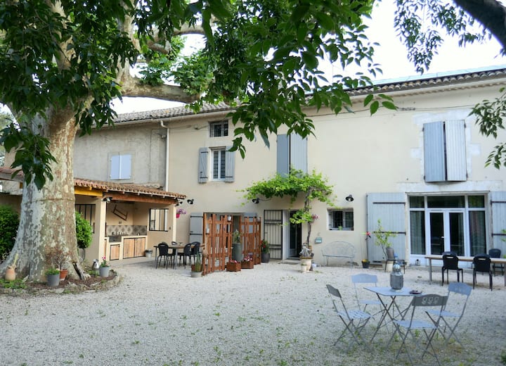 Mas De La Douceur, Gîte 6-7 Pers, 130 M2 - Eygalières