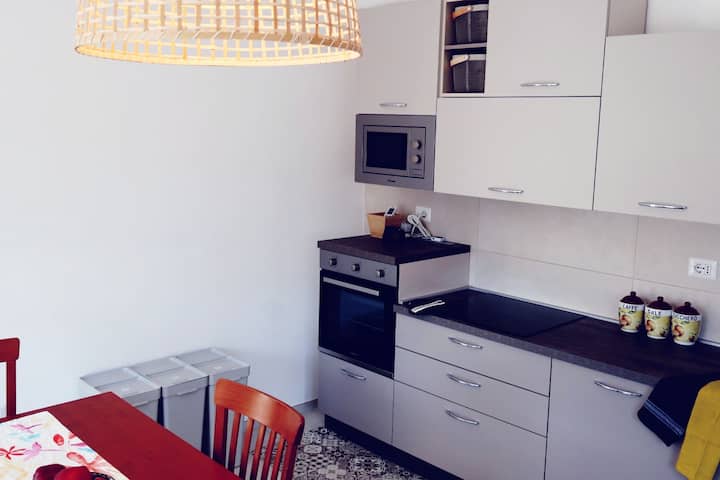 Beautiful Apartment At The Beach In Roseto - Giulianova