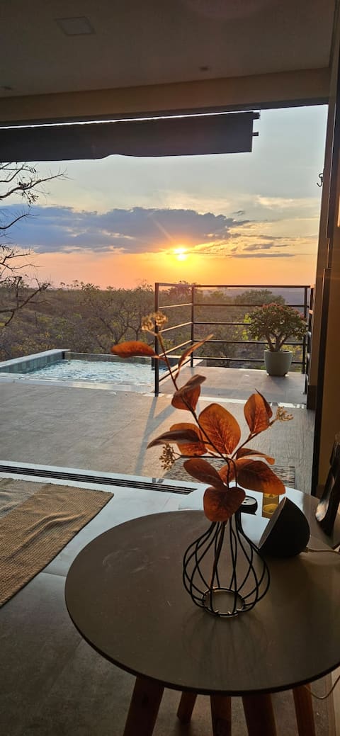 Romantic Chalet in Chapada with Pool and Jacuzzi