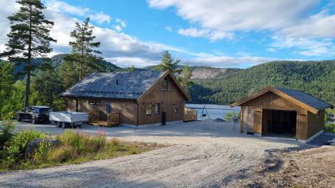 New family cabin for trip, ski, fishing, mountain bike