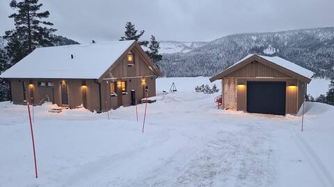 New family cabin for hiking, skiing, fishing, mountain biking