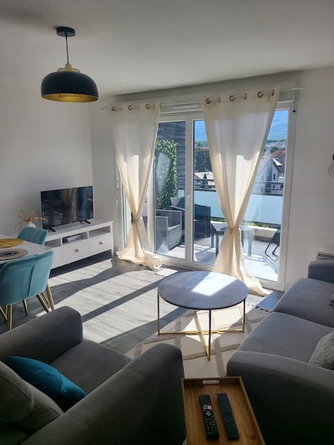 Airbnb performant: Nice 2-room near station with view à Annemasse