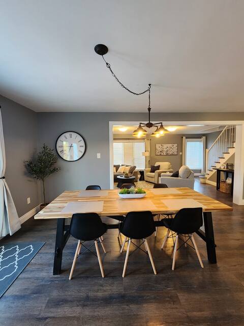 3BR Spacious Home - KING BED