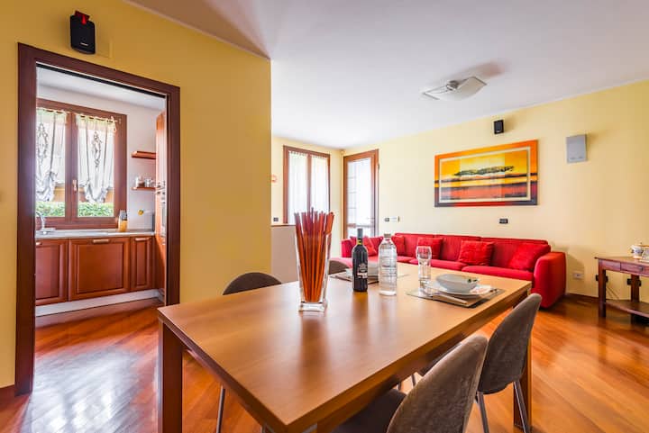 Apartement Avec Jacuzzi, Jardin & Wi-fi - Sassuolo