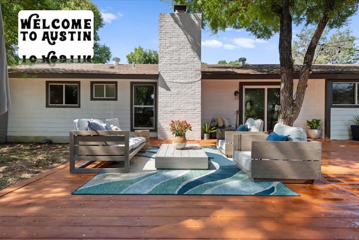 Charming Home W/Yard–Amazing Location~1Mi from ACL