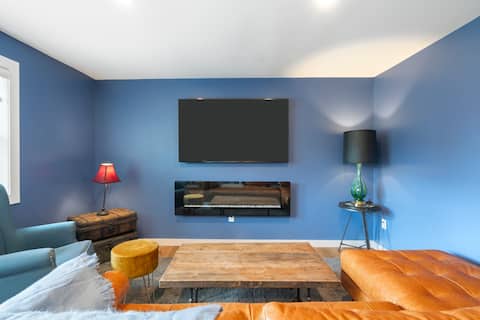 Top performing Airbnb: Bright & Beautiful Bridgeland | No Cleaning Fee in Bridgeland/Riverside